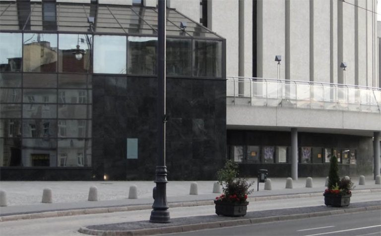 Realizacje gablot informacyjnych